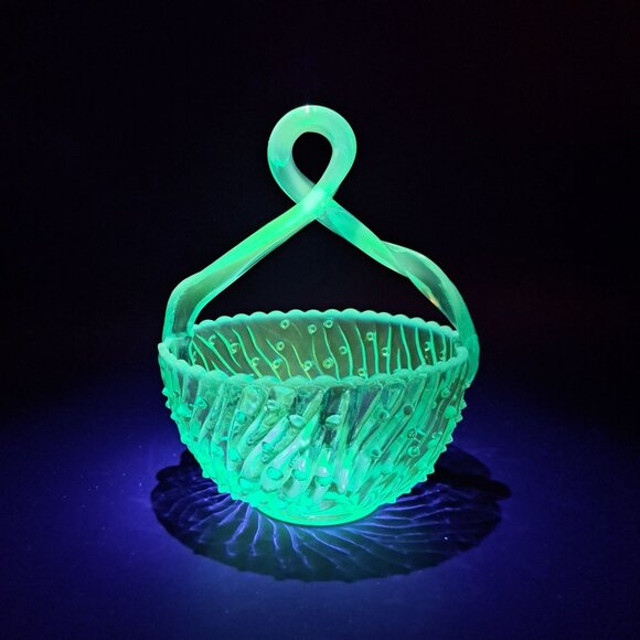 Jefferson Glass Blue Opalescent Uranium Glass May Basket Twisted Handle Vintage - Picture 6 of 14